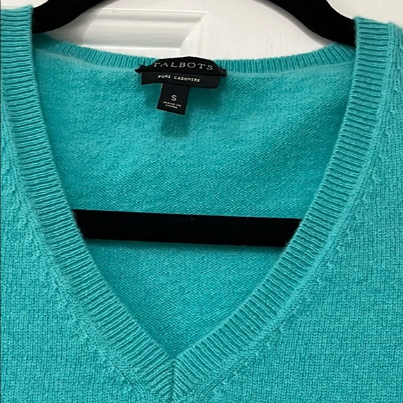 Talbots Teal V-Neck Cashmere Sweater - Picture 5 of 7